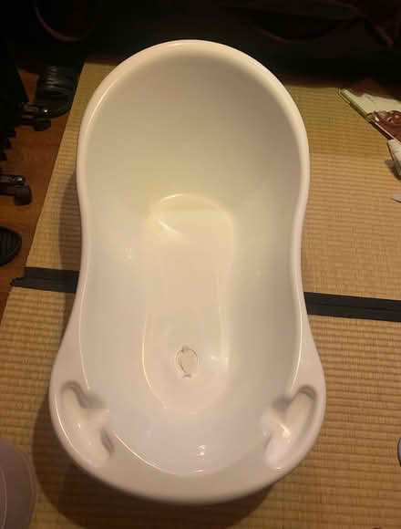 Photo of free Baby bath (N16) #1