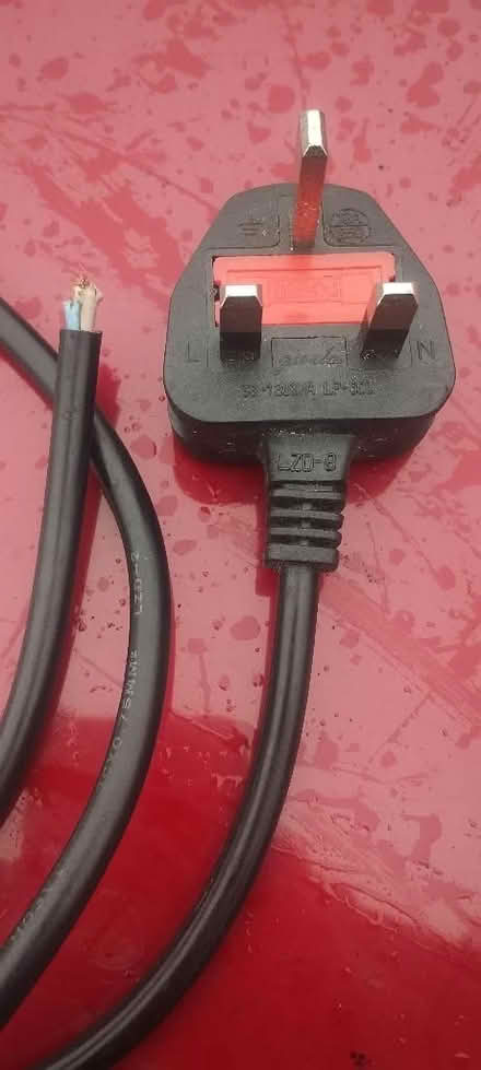 Photo of free 15 amp plug (Chirk LL14) #1