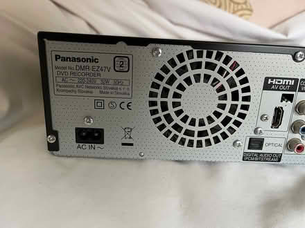 Photo of free VHS and DVD recorder with leads (Shirley, Croydon) #4