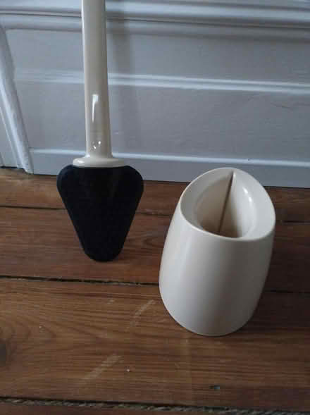 Photo of free Toilet brush/cleaner (Seaford, East Sussex) #3