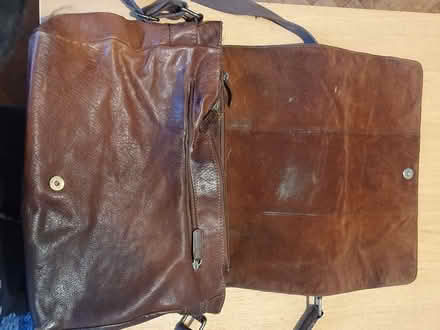 Photo of free Lovely red brown leather bag (Florence Park OX4) #2