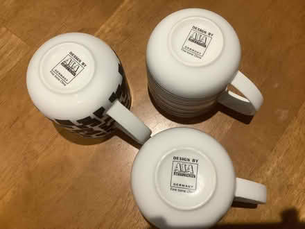 Photo of free Mugs (Fernhill GU17) #3