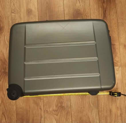 Photo of free Suitcase (South Tottenham N15) #3
