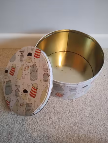 Photo of free Cake Tin (CT5) #1