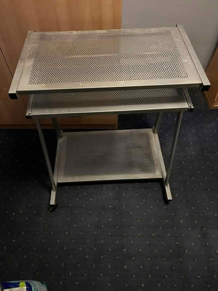 Photo of free Computer desk (N17 the roundway) #1