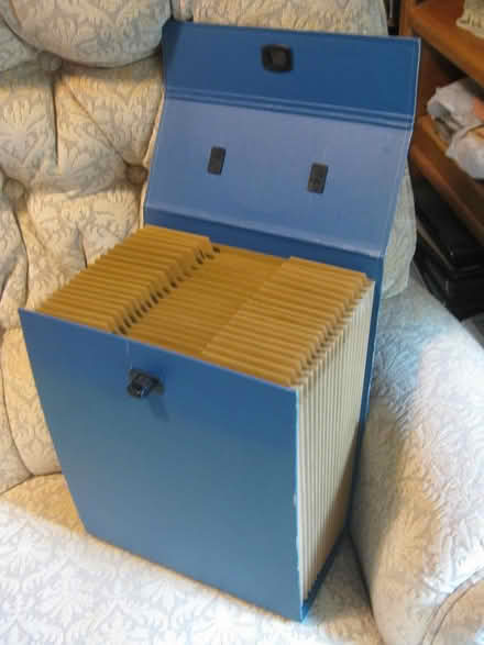 Photo of free Multi-Compartment Document Holder (Northwest Frederick) #2