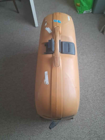 Photo of free Large Samsonite Suitcase (CT4) #1