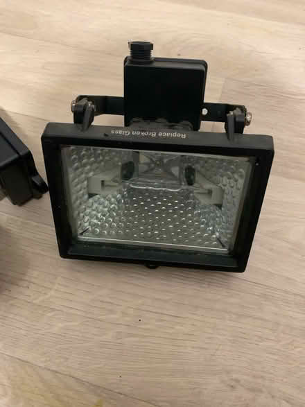 Photo of free External security lights (highcliffe BH23) #1