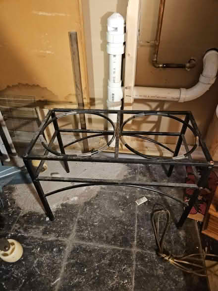 Photo of free Raised dog feeder stand (Merriman and Joy neighborhood) #1