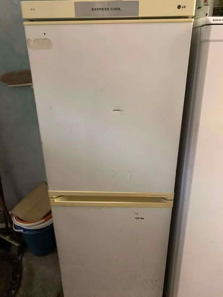 Photo of free LG Fridge Freezer (Presteigne LD8) #1