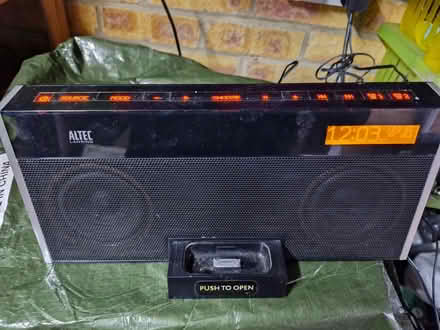 Photo of free Radio/alarm/iPod dock (Hailsham BN27) #1
