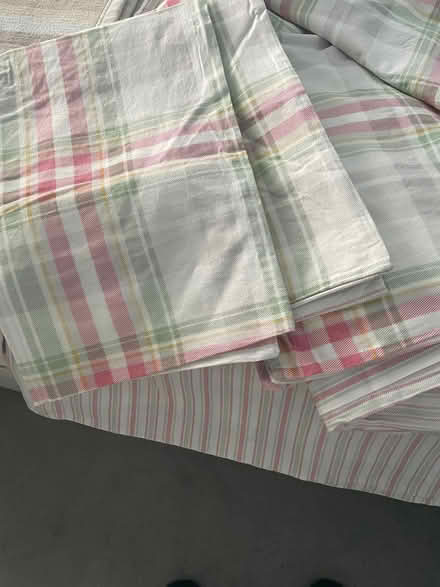 Photo of free King size duvet cover (Southend on sea Essex) #2