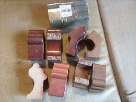 Photo of free Small ceramics (Craghead DH9) #1