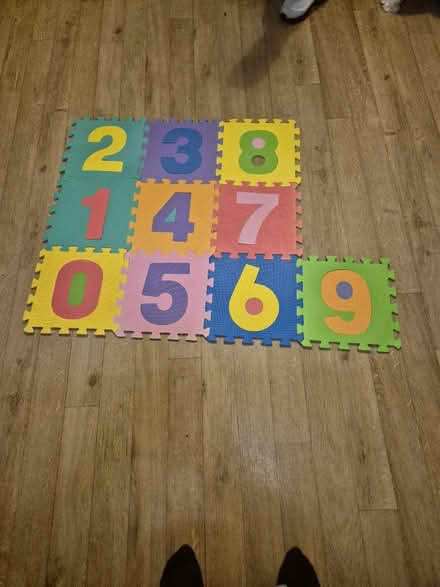 Photo of free Foam number mats (BR8) #1