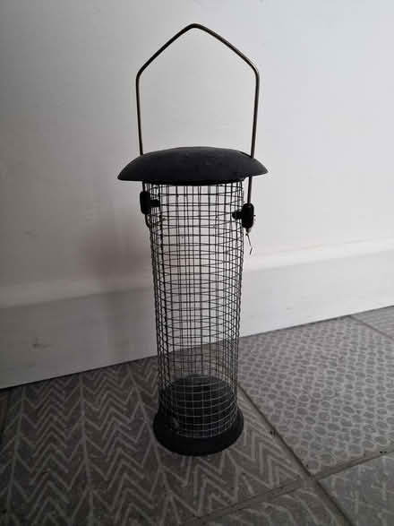 Photo of free Bird feeder (Woking GU22 9) #1