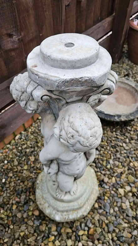 Photo of free Bird bath (Bilton HG1) #2