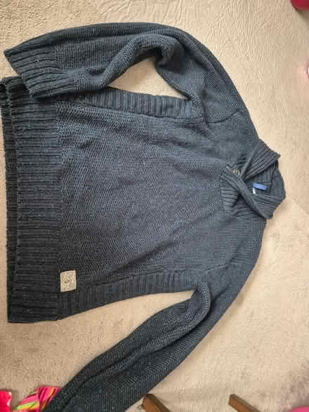 Photo of free Jumpers (IG6) #1