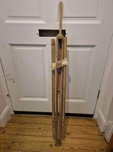 Photo of free Easel (CR0) #1