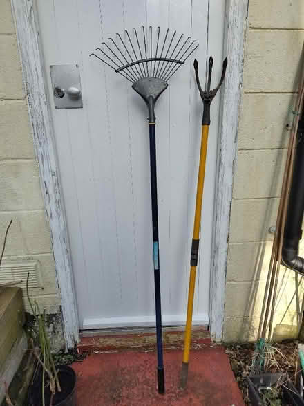 Photo of free Garden rake and hoe (Bowerham LA1) #1