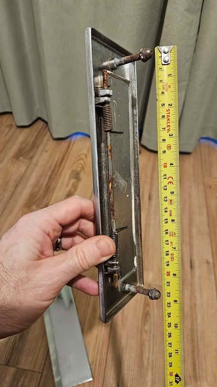 Photo of free Letterbox and backplate (Bilton HG1) #2