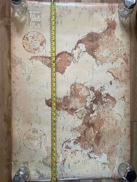 Photo of free Old look world poster (Sedgley DY3) #1