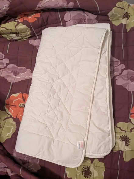 Photo of free Duvet for childs bed (By Ealing hospital UB2) #1