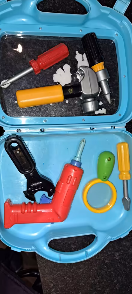 Photo of free Toy tools (AB16) #1