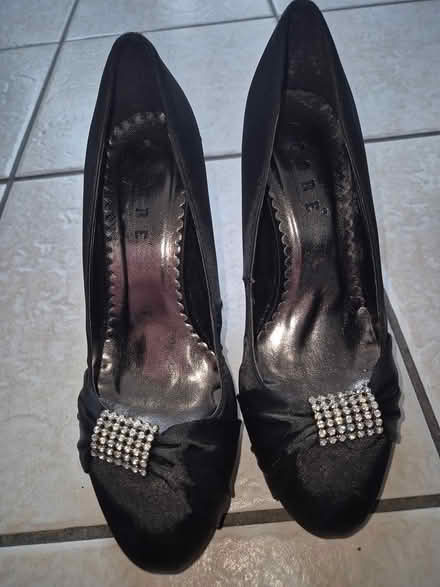 Photo of free Shoes (IG6) #1