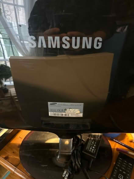Photo of free Samsung screen (Korea town) #3