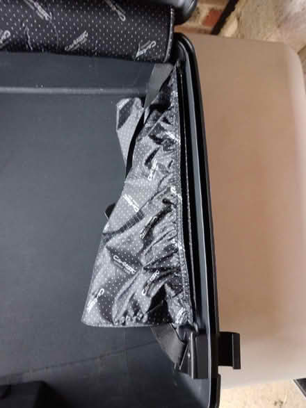 Photo of free Carlton Hard shell suitcase (OX14) #4