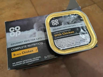 Photo of free Cat wet food (Hp15 7LJ) #1