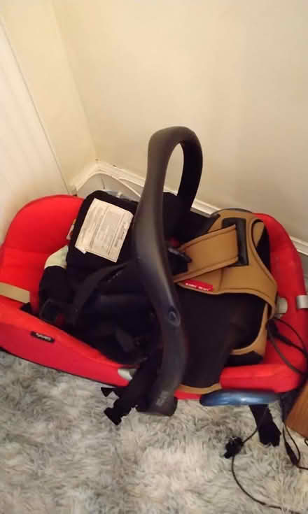 Photo of free Baby car seat and baby carrier (Granton, EH5) #1