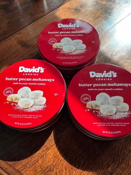 Photo of free Cookie Tins (Grosvenor) #1