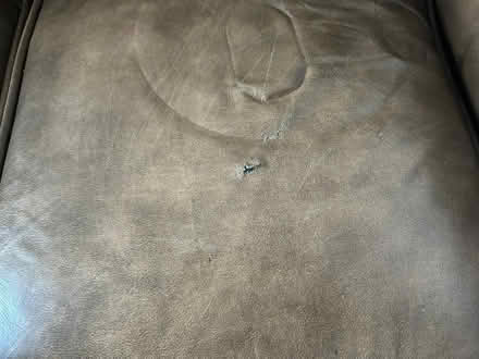 Photo of free Vintage leather sofa (NG12 Radcliffe) #2