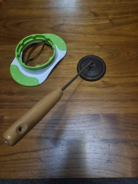 Photo of free 2 Unusual kitchen items (Whitehill GU35) #1
