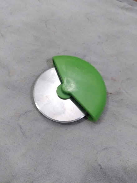 Photo of free Pizza cutter (Beeston NG9) #1