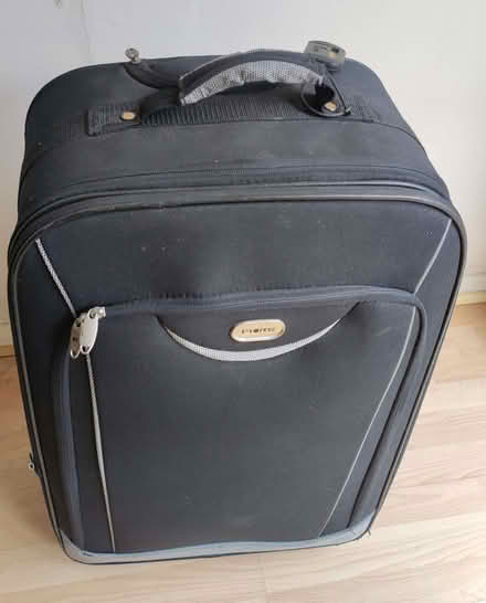 Photo of free Medium-large suitcase (GU52) #1