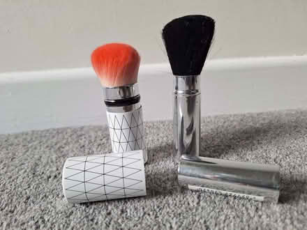 Photo of free makeup brushes (Penwortham Lane PR1) #1