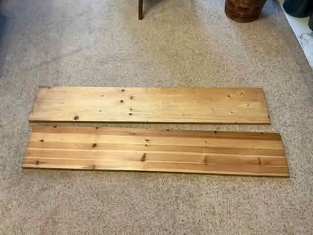 Photo of free Various shelves (New Malden KT3) #1