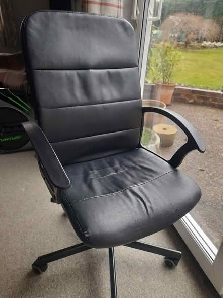 Photo of free Swivel chair (Denny Bottom TN4) #1