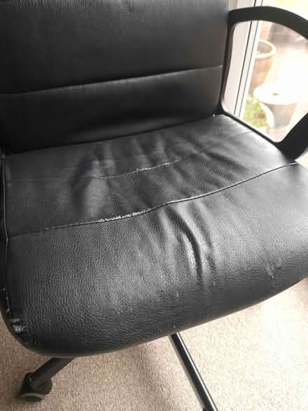 Photo of free Swivel chair (Denny Bottom TN4) #3