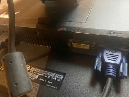 Photo of free Dell monitor / computer screen (London, Barnes, SW13) #2