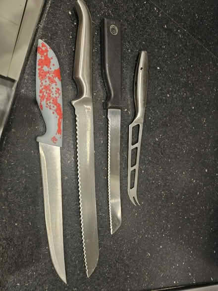 Photo of free Kitchen knives (Bracknell, RG12) #1
