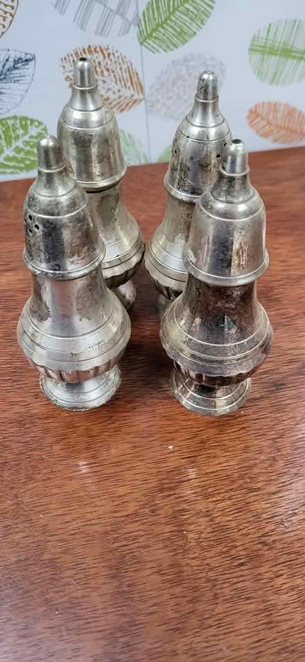 Photo of free Salt and pepper pots (Warlingham CR6) #1