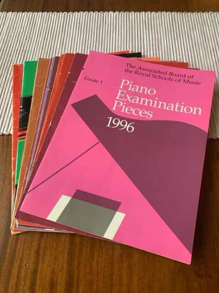 Photo of free 14 books of piano exam pieces ! (Bakewell DE45) #1