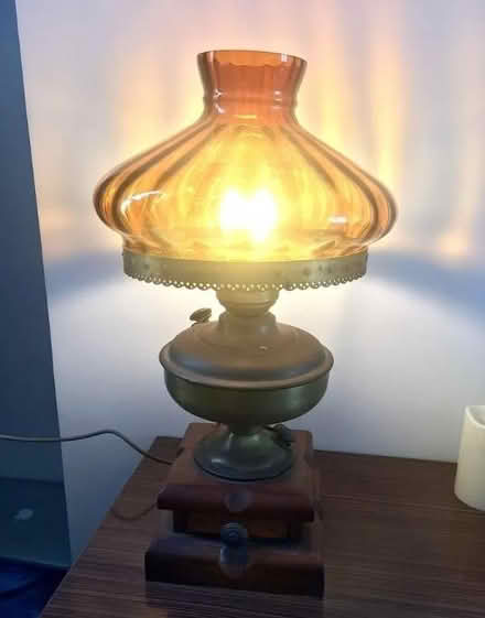 Photo of free Table lamp (Southend-on-sea SS1) #1