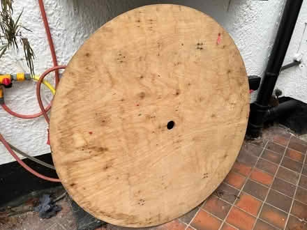 Photo of free Round piece of wood 48” across (Richings Park SL0) #1