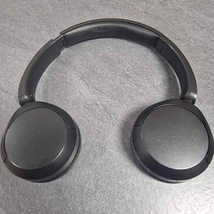 Photo of free Sony Headphones. Power button not working (Linden GL1) #3