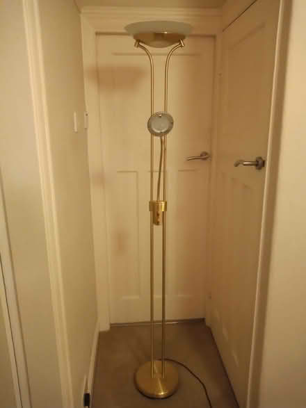 Photo of free Standard Lamp but only reading light works (Sale M33) #3
