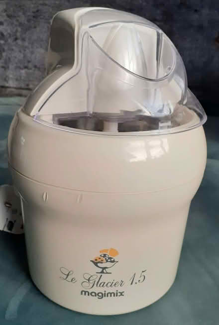 Photo of free Ice cream maker (Llangefni LL77) #1